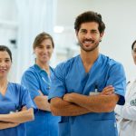 Enfermeros-iStock-1220809554